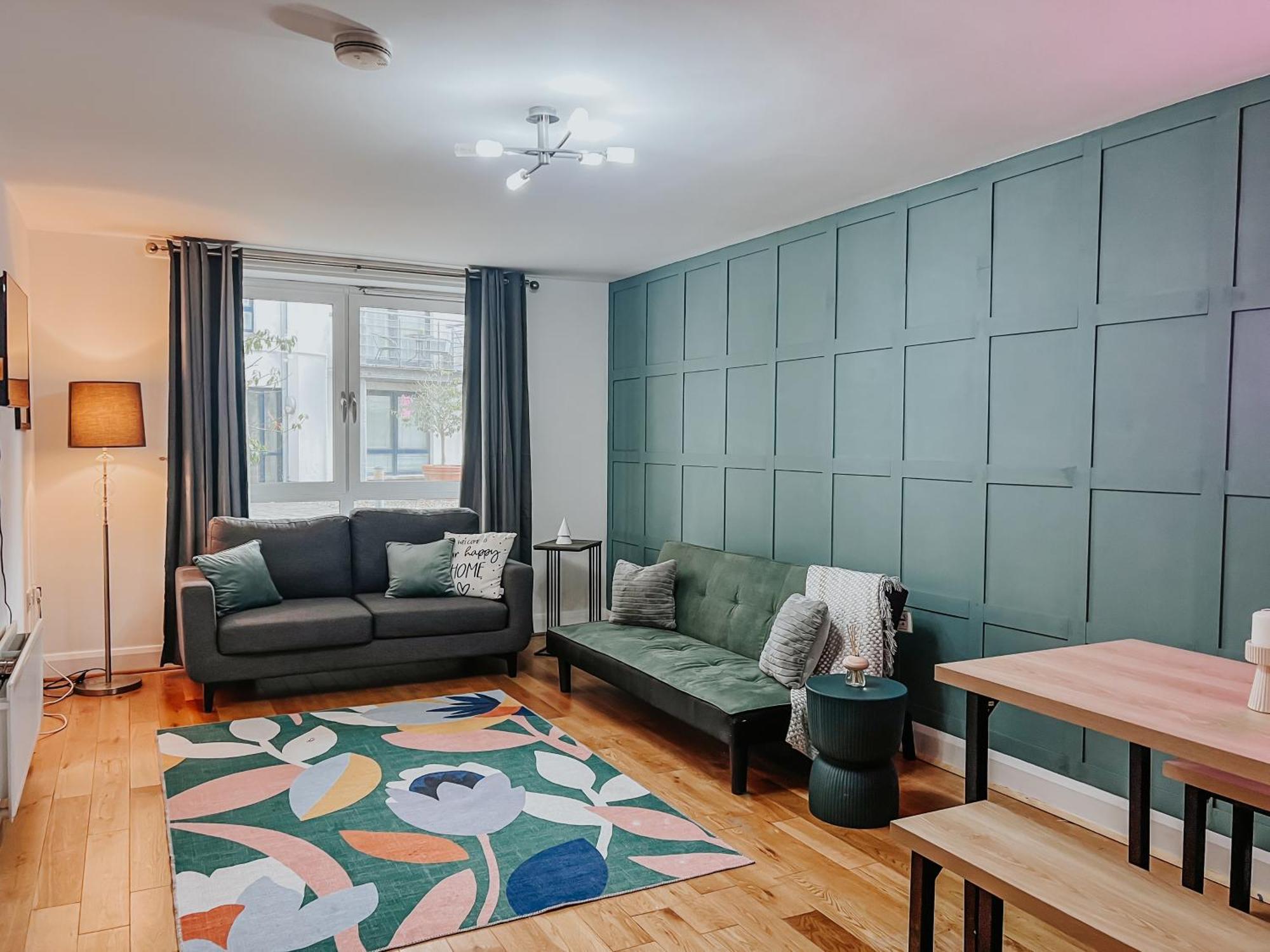 Whitehall Square Apartments- Queen'S Quarters Μπέλφαστ Εξωτερικό φωτογραφία
