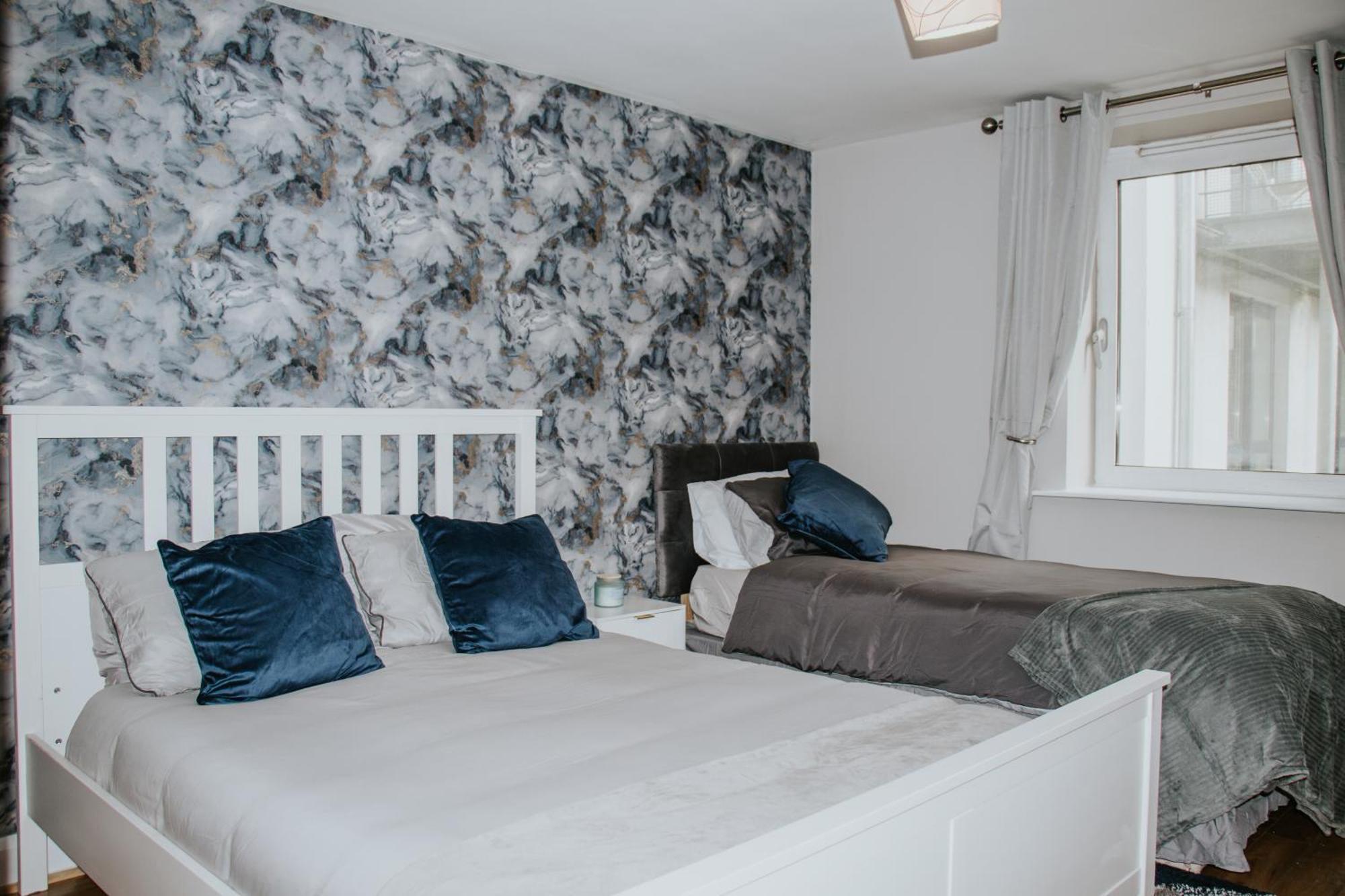 Whitehall Square Apartments- Queen'S Quarters Μπέλφαστ Εξωτερικό φωτογραφία